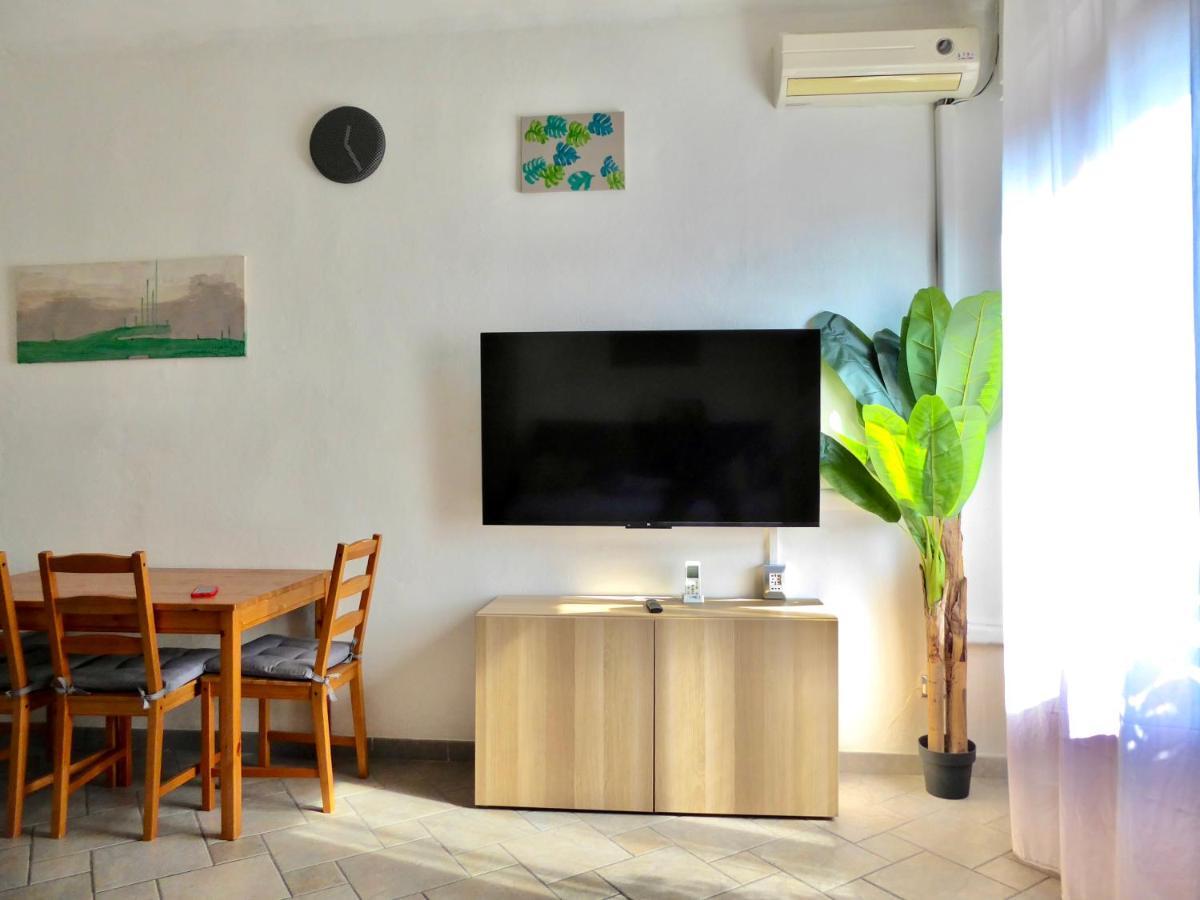 Mono Navigli Apartment Milan Bagian luar foto