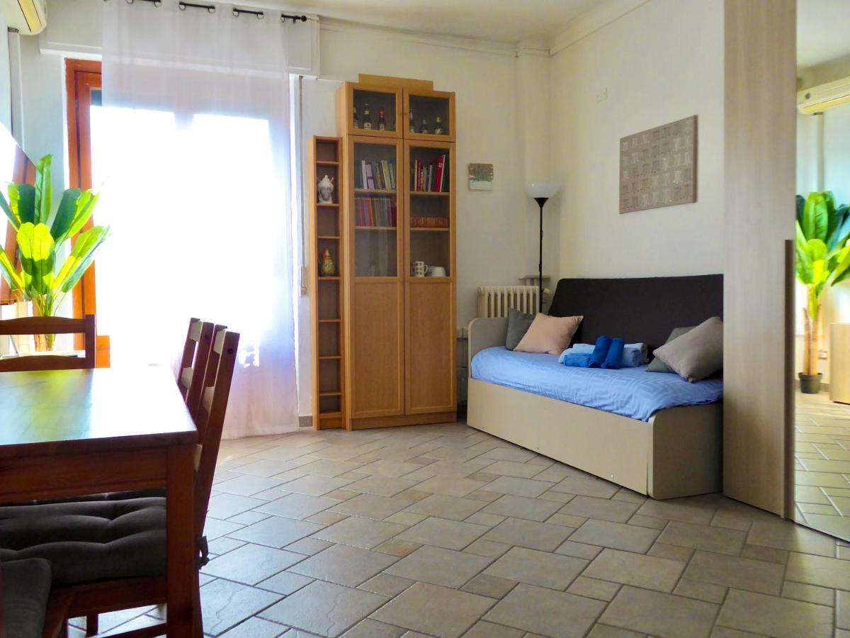 Mono Navigli Apartment Milan Bagian luar foto