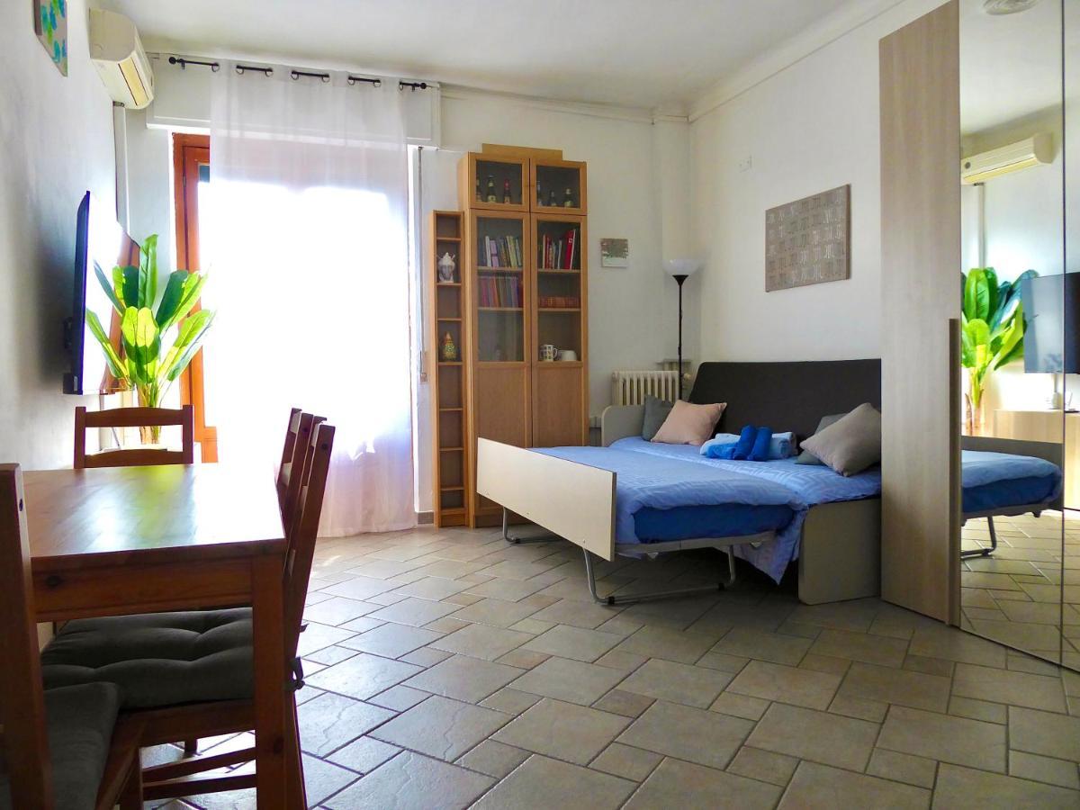 Mono Navigli Apartment Milan Bagian luar foto